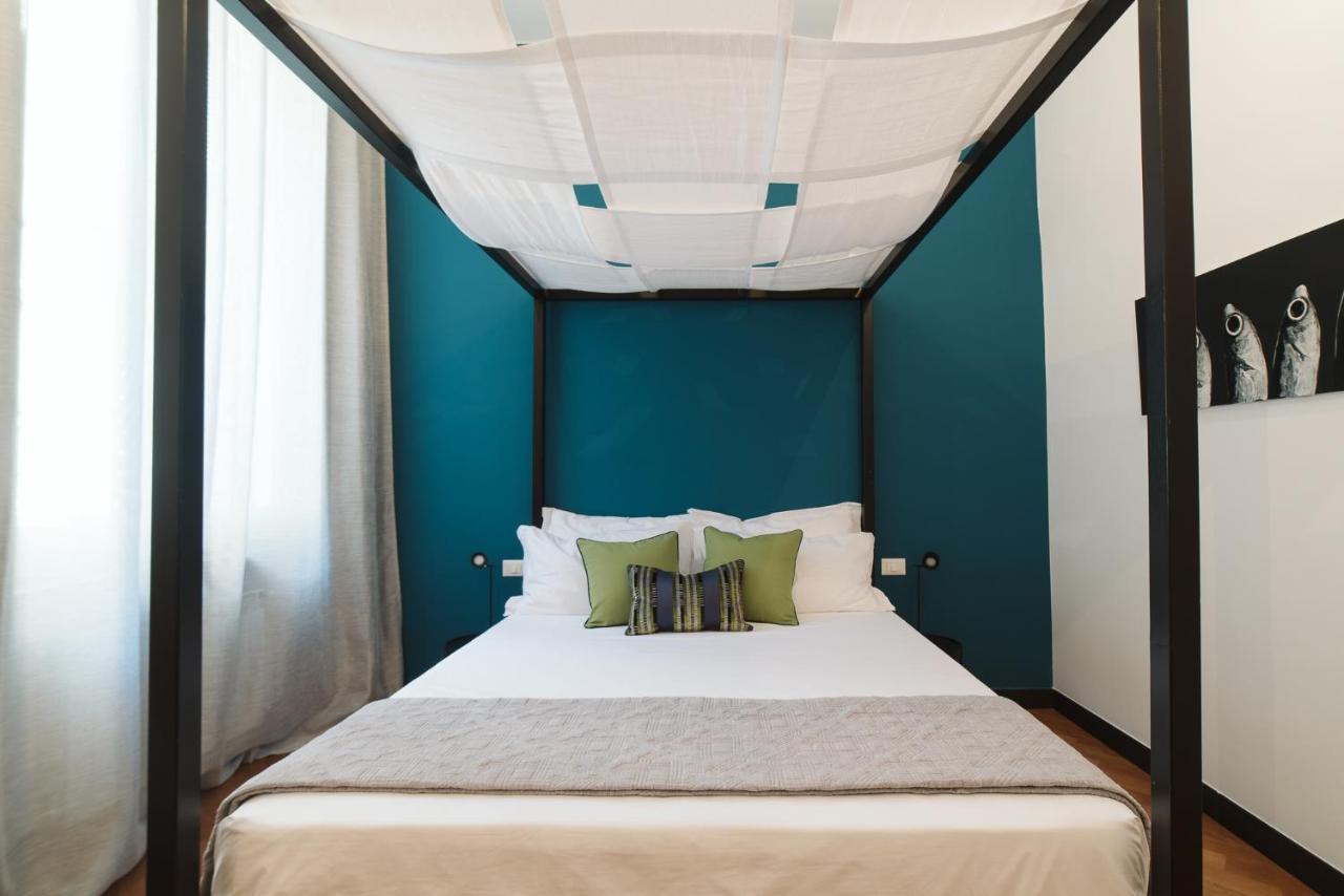 Cinque Lampadi Loft * Gênes
