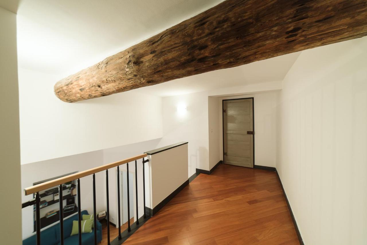 Cinque Lampadi Loft * Gênes